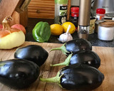 Foto del paso 1 de la receta: Imam Bayildi —Berenjenas rellenas estilo turco—