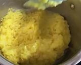 A picture of step 2 of Coconut Flavored Sticky Rice with Fried Dried Shrimp.