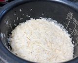 Foto langkah ke 1 dari resep Nasi Ayam KFC rice cooker ENAK BANGET, pasti bikin ngiler.