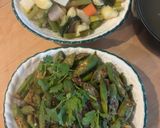 A picture of step 3 of Stir-Fried Okra with Fermented Tofu.