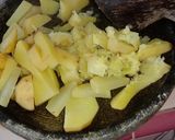 Foto langkah ke 1 dari resep Stik kentang keju.