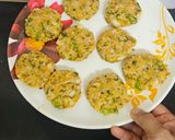 A picture of step 2 of Leftover khichdi wada.