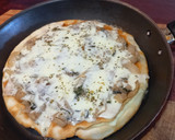 Foto del paso 6 de la receta: 🍕pizza rellena fácil 🍕🥳🤤 (en Sartén)🍳