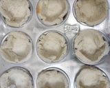 A picture of step 7 of Baked pasta cups.