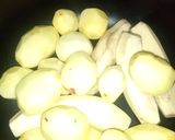 A picture of step 1 of Boiled potatoes and banana.