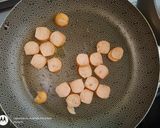 Foto del paso 1 de la receta: Huevos con salchicha y avena en hojuelas