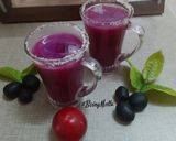 A picture of step 5 of Jamun-Plum Juice.