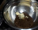 Foto del paso 1 de la receta: Muffins de cacao amargo rellenos de mermelada y chocolate blanco