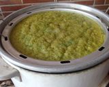 A picture of step 5 of Spinach dhokla.