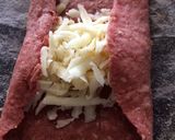 Foto del paso 4 de la receta: Rollitos de carne molida rellenos de queso