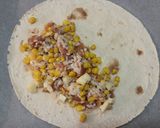 Pas rețetă Tortillas cu somon și orez 5 fotografie