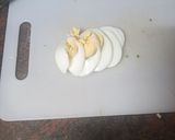 Foto del paso 8 de la receta: Habichuelas compuestas con carne de cochino, papas fritas y huevo duro
