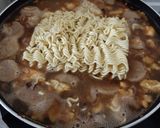 Foto langkah ke 6 dari resep Mie Godok Volcano Ekonomis.