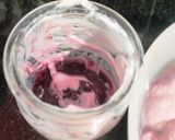 Foto del paso 3 de la receta: Tarta de queso con fresas y arándanos dentro