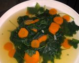 Foto langkah ke 4 dari resep Sayur Bening Bayam & Wortel 🥕🌿.