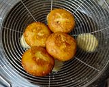 Foto langkah ke 2 dari resep Tape goreng Coconut Crunchy Bebas Gluten.