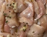 Foto del paso 2 de la receta: Esclatasangs (setas silvestres) con pechuga de pollo macerada