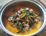 Foto langkah ke 6 dari resep Gulai Daun Singkong Mix Jantung Pisang.