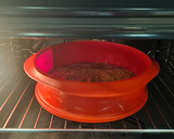 Foto del paso 3 de la receta: Tarta de Suchard con base de galletas y turrón de jijona