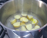 Foto del paso 1 de la receta: Ensalada tibia veraniega con espárragos y salmón para cena ligera