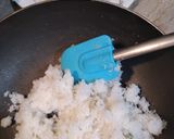 A picture of step 6 of Nariyel ke meethe samose (Coconut Sweet Samosa).