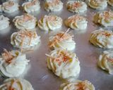 Foto langkah ke 4 dari resep Sagu Keju cookies.
