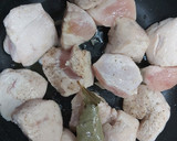 Foto del paso 3 de la receta: Pollo a la cerveza🍗🍗