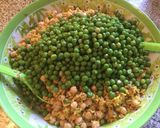 Foto del paso 7 de la receta: Ensalada de garbanzos, arvejas y arroz con especias