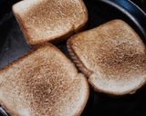 A picture of step 6 of The Burgers I Relish.