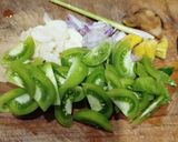 Foto langkah ke 3 dari resep Lidah Sapi Cabe Hijau.