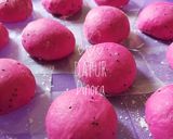 Foto langkah ke 5 dari resep Donat Buah Naga 😍.