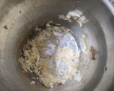 A picture of step 3 of Mushroom pulao.