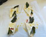 Foto del paso 4 de la receta: Cucuruchos de espárragos con jamón y queso