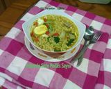 Foto langkah ke 4 dari resep Indomie Soto Pedas Sayur Hijau #PR_AnekaMieKuah.