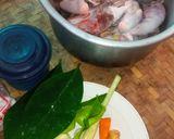 Foto langkah ke 1 dari resep Ayam Goreng Kampung Sudah Tua.