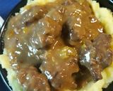 A picture of step 11 of Golden Mashed Potatoes and Beef Square Gravy.