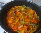 Foto del paso 2 de la receta: Filetes de lomo de cerdo con verduras