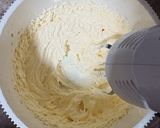 Foto langkah ke 2 dari resep Butter cream dari mentega kuning (lembut).