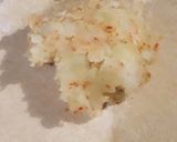 A picture of step 3 of Aloo ka paratha.