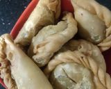 જામનગર ઘૂઘરા (Jamnagar Ghughra Recipe In Gujarati) રેસીપી સ્ટેપ2ફોટો
