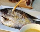 Foto langkah ke 4 dari resep Ikan Bakar Madu Saffron Sambal Dabu Dabu.