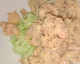 รูปขั้นตอนการทำที่ 2 ของ แซนวิชสลัดทูน่าแตงกวา (Tuna and Cucumber Salad Sandwich)