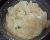 Foto del paso 2 de la receta Tortilla de papas chips con cebolla y perejil