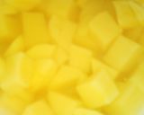 Kelkáposzta főzelék csípős, füstölt kolbásszal recept fázis 5 fotója