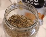 Foto del paso 3 de la receta: Mezcla de especias para "Pesto"