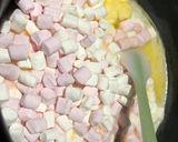 Pas rețetă Prăjitură blat umed, cremă cu marshmallow, unt arahide,glazură lapte condensat,ciocolată alba-neagră 4 fotografie