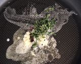 A picture of step 2 of Mushrooms and poached egg (vegetarian).