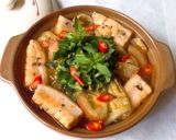 Hình bước làm 5 của món Canh cải chua nấu với lườn cá hồi