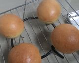 Foto langkah ke 9 dari resep Korean creamcheese garlic bread (plain bun only).