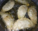 રગડા ઘૂઘરા(Ragda Ghughra recipe in Gujarati) રેસીપી સ્ટેપ13ફોટો